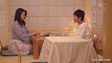 A Married Woman Who Was Given A Spare Key To Her Room Is Creampied By A Male Student 18+ Until He Graduates. Nao Jinguji