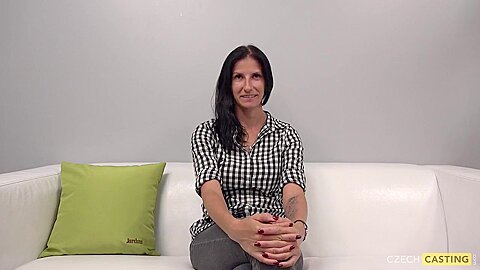 Milf Eva Pussy Rubbing