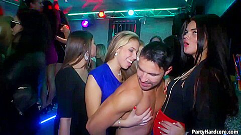 Party Hardcore Gone Crazy Vol. 6 3 – Cam 1