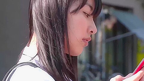 Japanese Idol Does That On The Bus