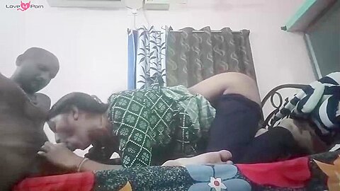 Tempting Indian Bueatiful Girl – Homemade – (lowprint)